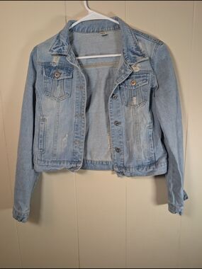 Denim Jacket Womens Large Light Wash Distressed Cropped Jean Jacket Trucker Styl